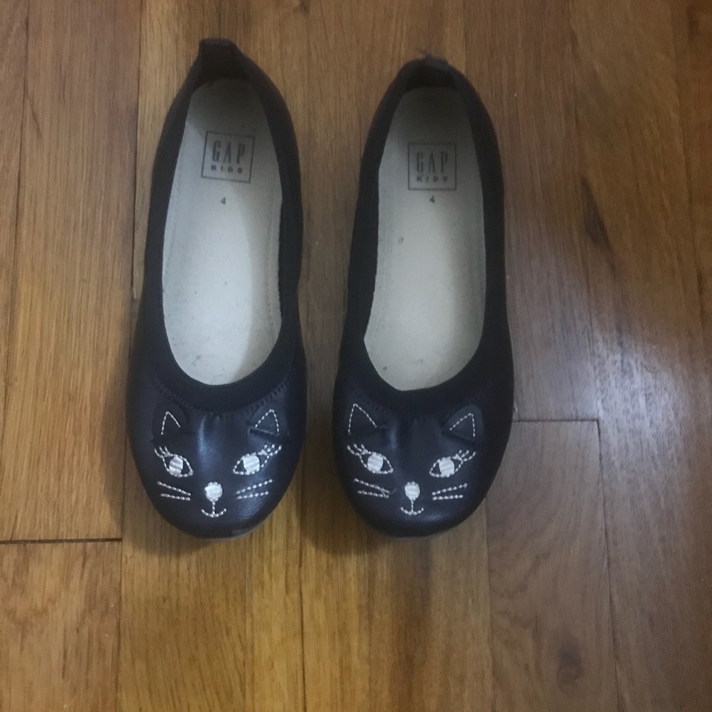 Navy blue flats